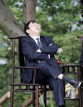 聂卫平炮轰国足,聂卫平踢足球