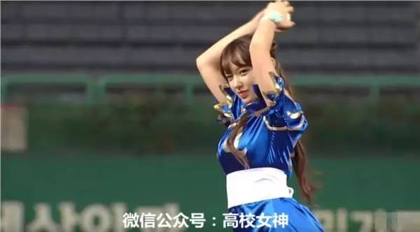 宇宙少女惊艳全场,宇宙少女秀彬开球