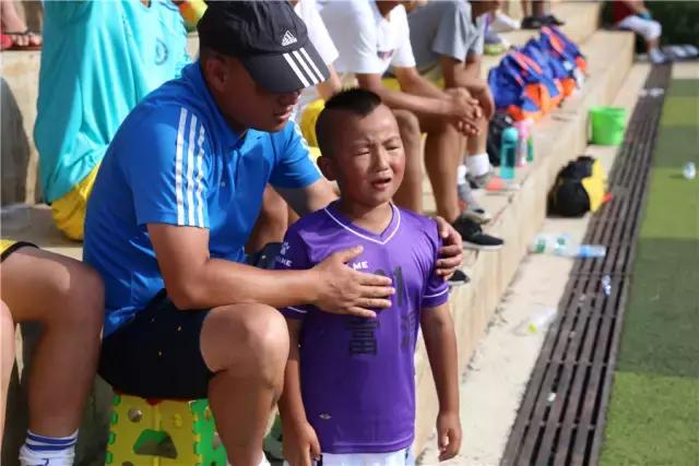 绿茵场上的追梦人——他让我们看到中国足球的希望