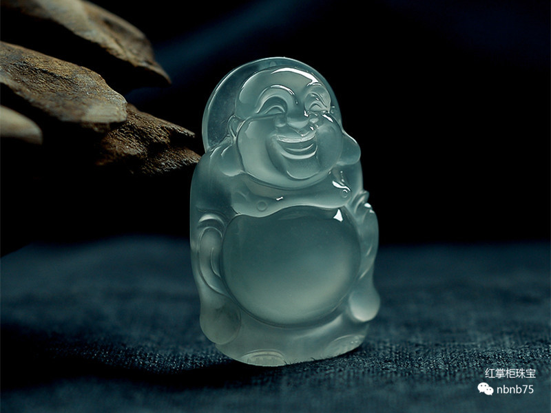 大肚佛翡翠怎么戴好看,翡翠佛头有什么讲究