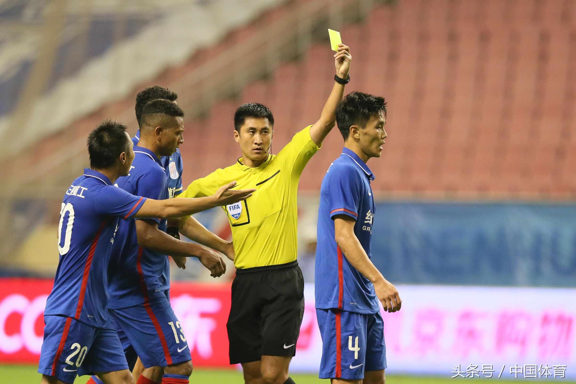 世预赛40强赛国足进入12强,世预赛十二强赛韩国视频