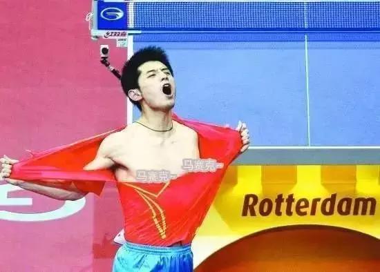 张继科香港表演赛撩妹,张继科爱撩妹