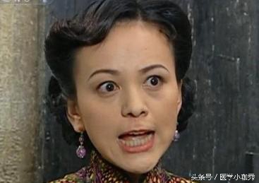 昨晚夜班,我亲眼见证了一个“凤凰婆婆”逼死年轻儿媳