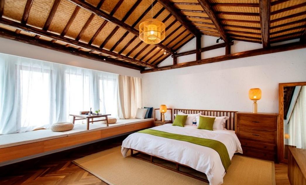 放慢脚步，带孩子住一晚农庄，骑一会儿马