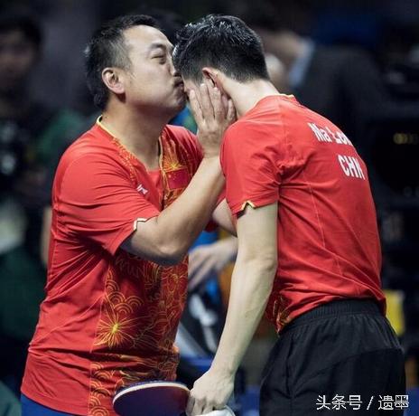 刘国梁亲吻张继科视频,刘国梁亲吻张继科马龙