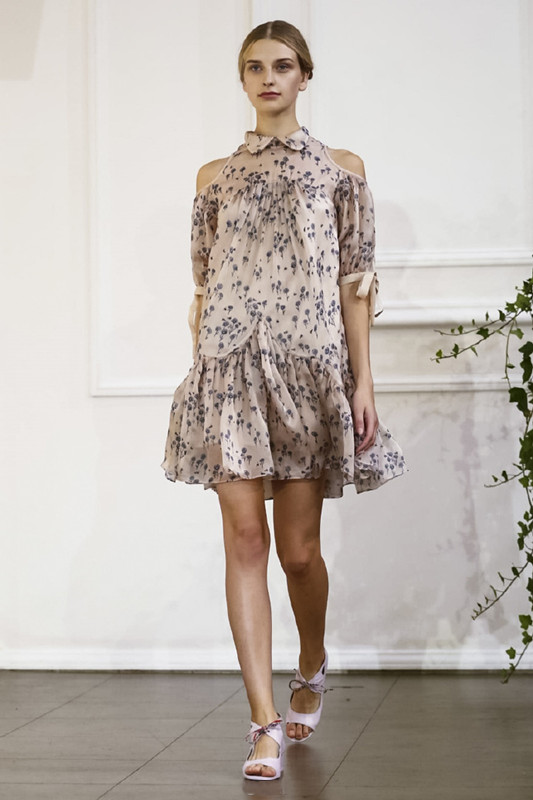 伦敦时装周惊艳亮点,伦敦时装周失误集锦