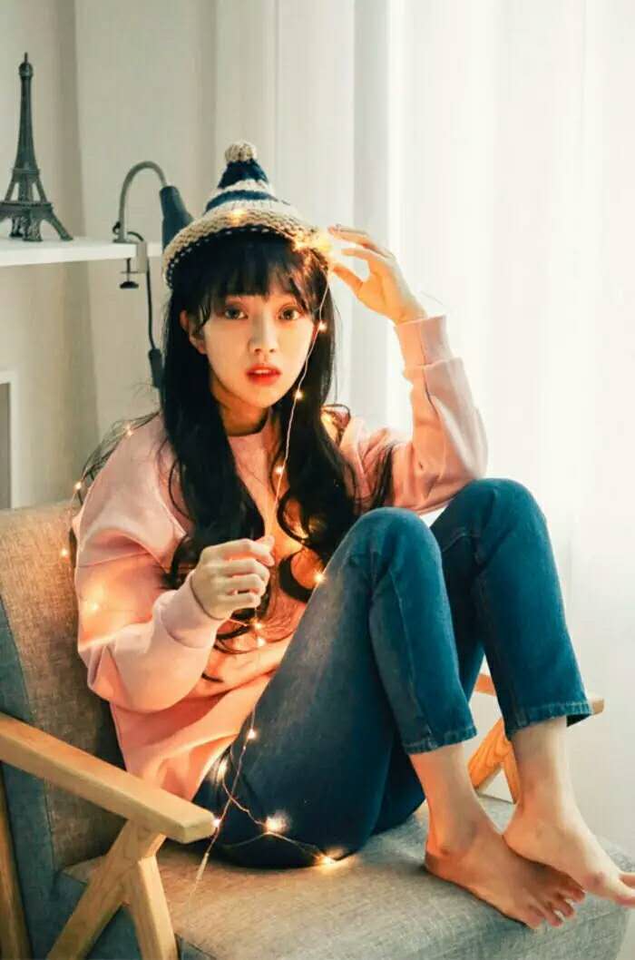 额头宽发际线高真的不好看吗,额头太秃了发际线高