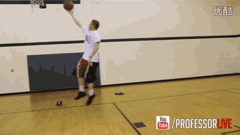 郭教练篮球教学转身,篮球陀螺转身教学慢动作