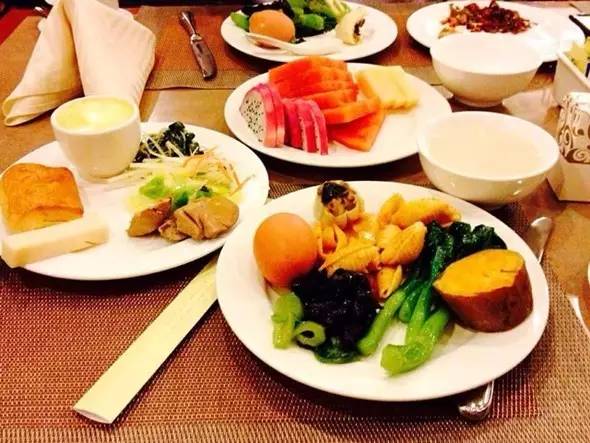 外出旅游宝宝吃什么 (3岁宝宝外出旅游怎么吃)