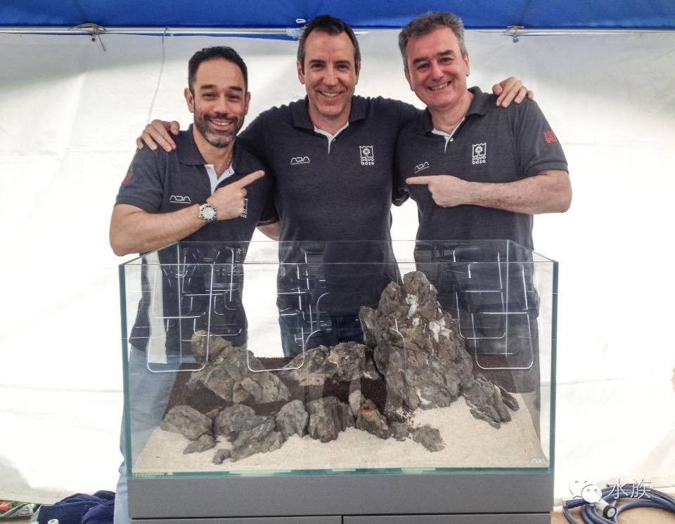 ada开缸第二天,ada开缸