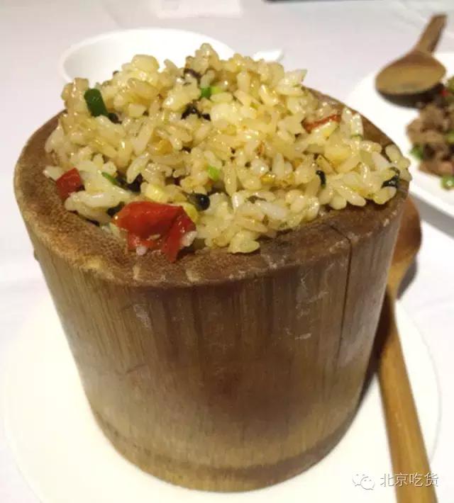 开豪车到处吃饭,开豪车苍蝇馆子