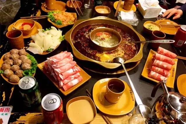 济南美食攻略--泥嚎！你被逮捕在佛山街美食犯罪现场！