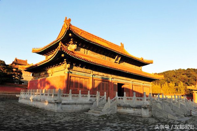 康熙宠爱的三个女人,康熙后宫的四对姐妹