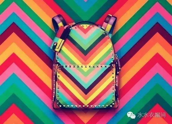 出门旅行比较轻的双肩包,出门玩的双肩包推荐