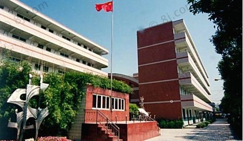 进重点学校还是普通中学好,上对口招生班好还是上普高好