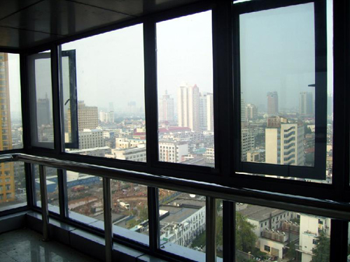 封阳台是选择平开窗还是推拉窗,封阳台用推拉窗还是平开窗好