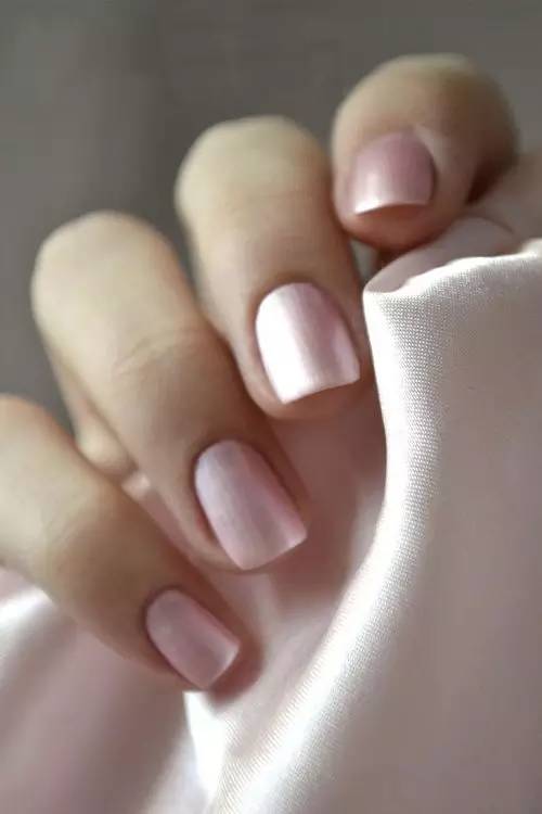 能洗出靓丽衣物的洗衣液,什么牌子的洗衣液洗的衣服最干净