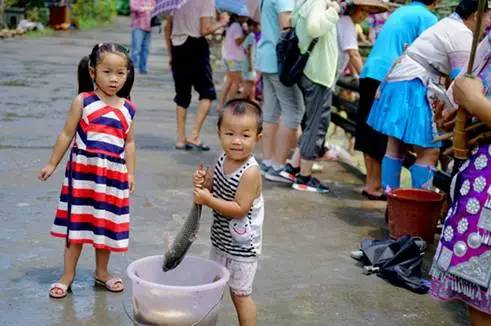 莫兰蒂台风席卷鼓浪屿视频,台风导致旅游取消如何处理