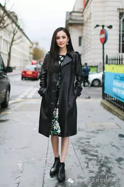 橙色风衣外套女中长款如何搭配,橄榄绿风衣搭配什么颜色的风衣