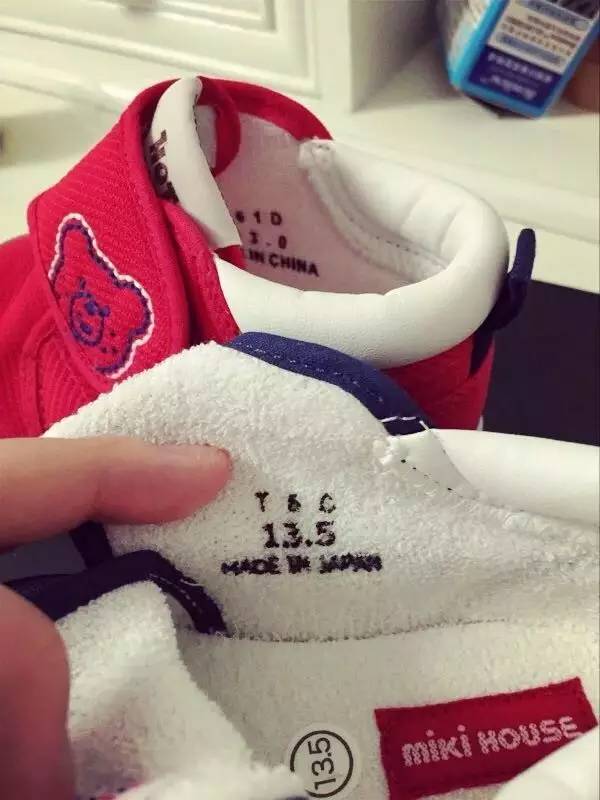 让宝宝穿了不想脱的居家鞋,推荐好穿的婴儿学步鞋