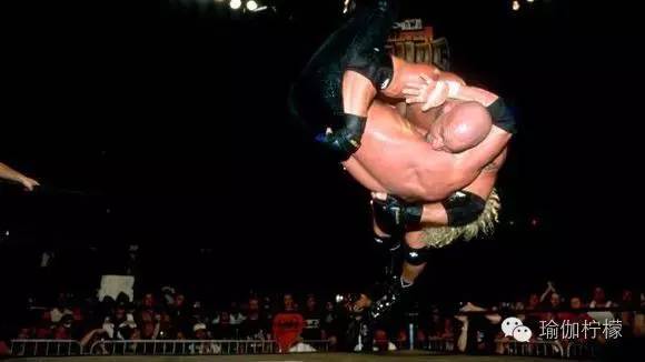 这些震撼人心的瑜伽奇迹,都是他创造的!