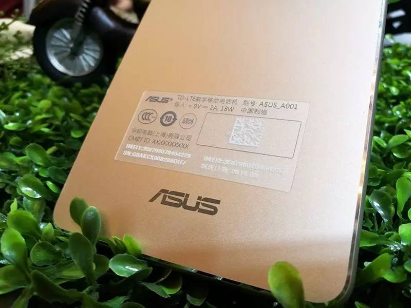 华硕zen系列,华硕zenbook8代