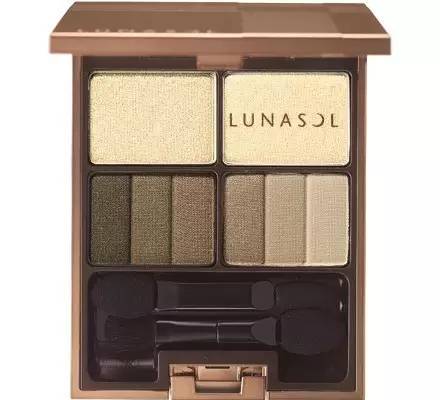 日本的日月晶采两用粉饼怎么样,日月晶采和眼影