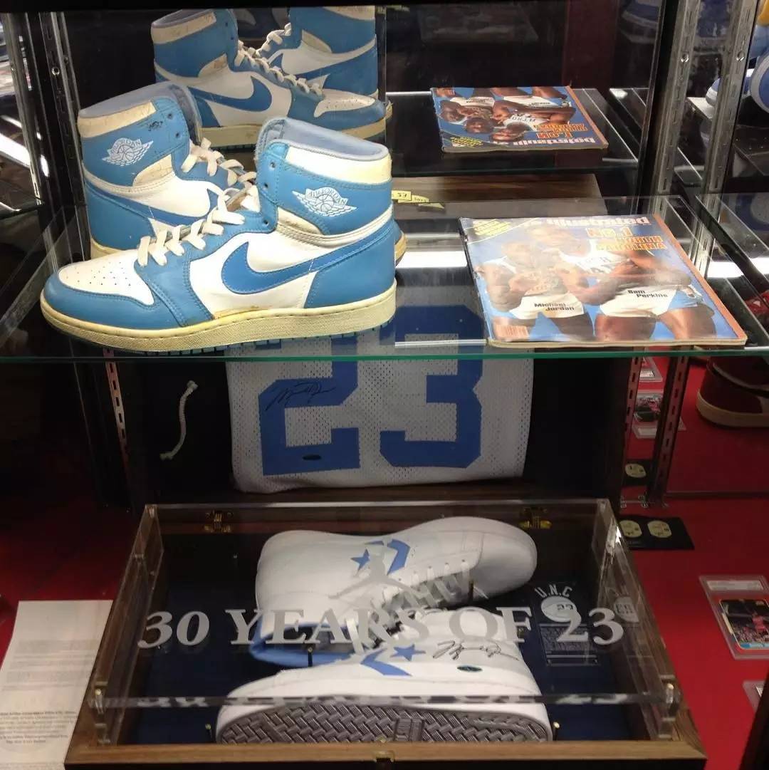 见识了他1000万美元的鞋库，我的红眼病无药可医