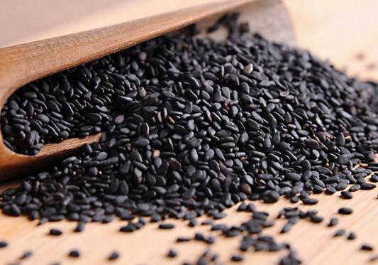 中老年白发变黑发食疗,治疗白发变黑发的食谱