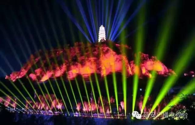 太美了山城夜景,延安宝塔山夜景图片