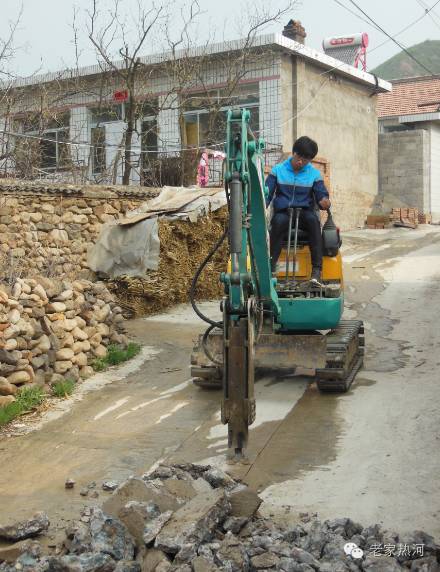 鞍匠黑沟门，美的不成样子