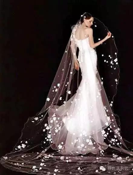 婚纱染色了怎么补救,脏了的婚纱自己怎么洗