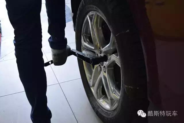 福特锐界更换什么轮胎好,福特锐界的换轮胎教程