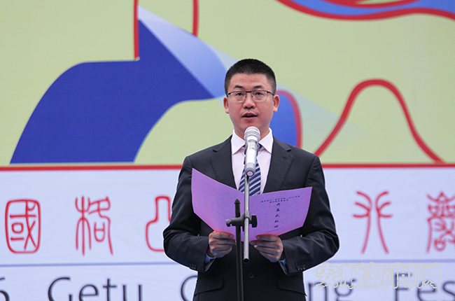 图文直播——2016中国格凸国际攀岩节开幕式