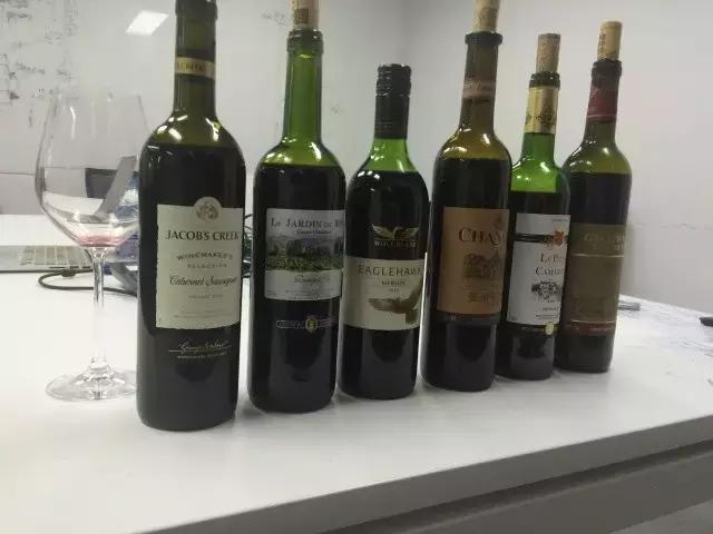 超市红酒怎么选不是勾兑的,想买红酒可以买什么