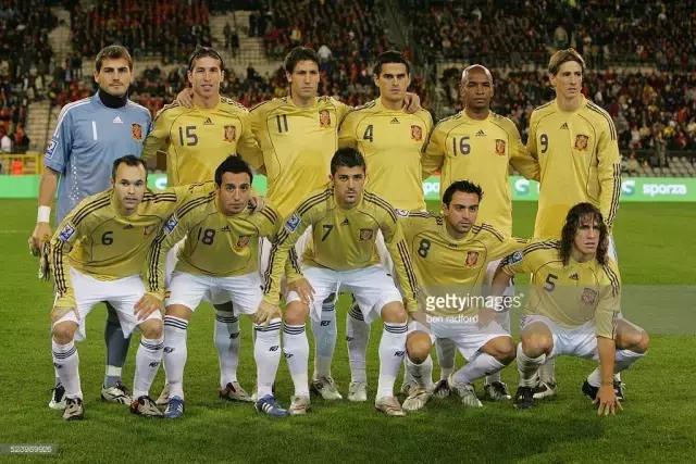 西班牙客场球衣,西班牙客场球衣2010