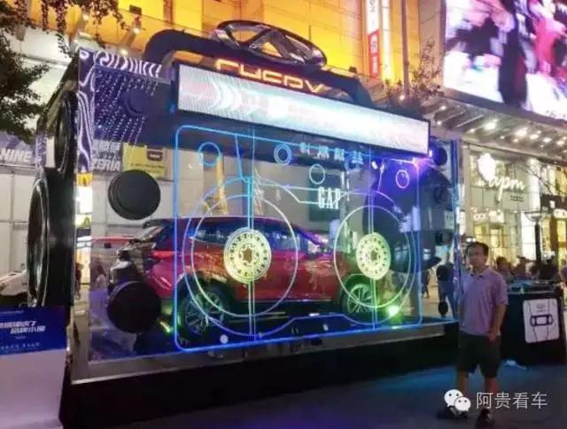 鐗规柉鎷夊拰闆峰厠钀ㄦ柉姣旇禌,涓庣壒鏂媺鍚屽彴绔炴妧