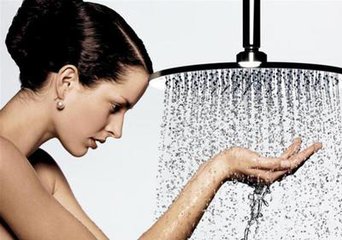 用完好友推荐的“某女郎”却进了医院，怎么回事？