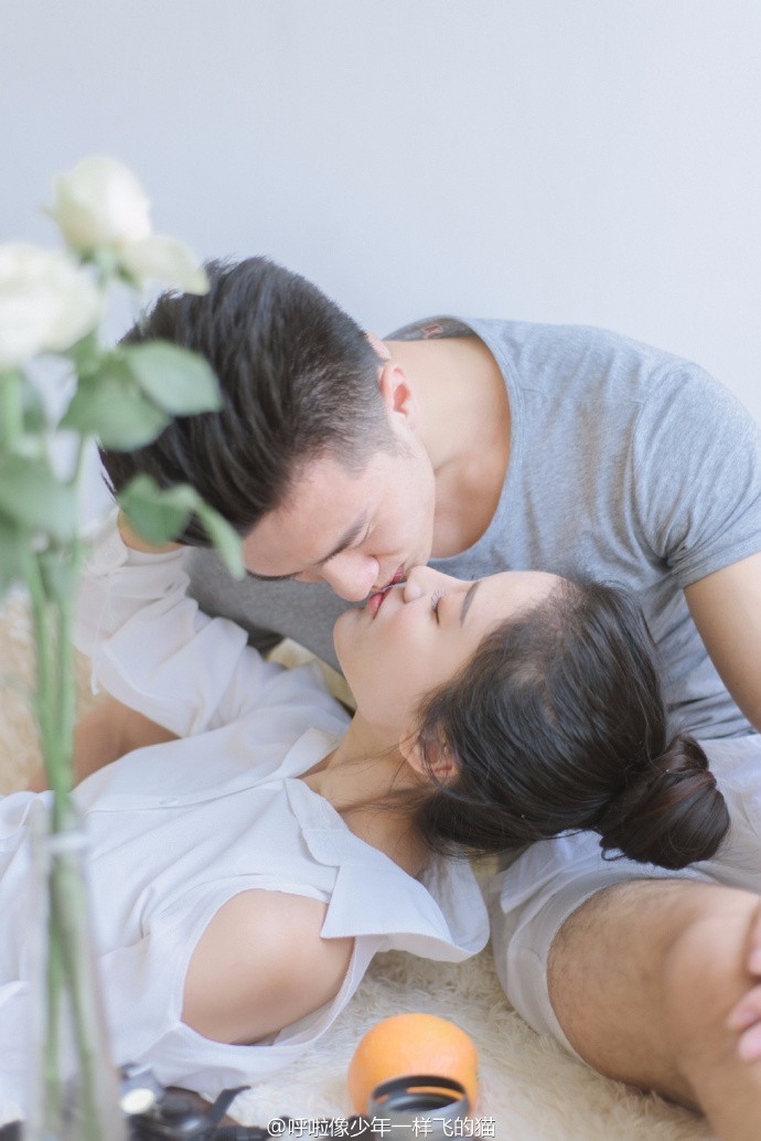 用手机拍婚纱照怎么在室内拍好看,手机拍婚纱照技巧大全