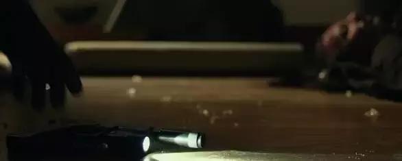 战术美学|《疾速追杀》的“枪械世界”