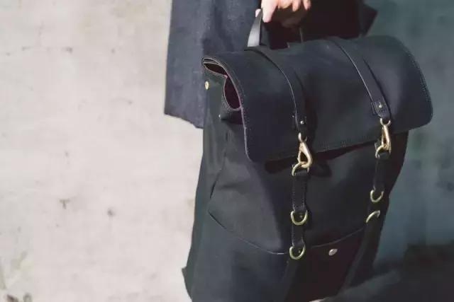 逛大街不想撞包？试试这些小众又时髦的双肩包！