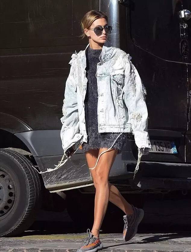 送男朋友几百块的鞋,第一次送礼物男朋友就送ysl