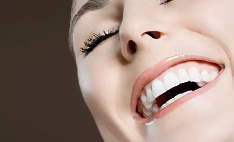 牙齿纹身设计,脖子镶钻纹身