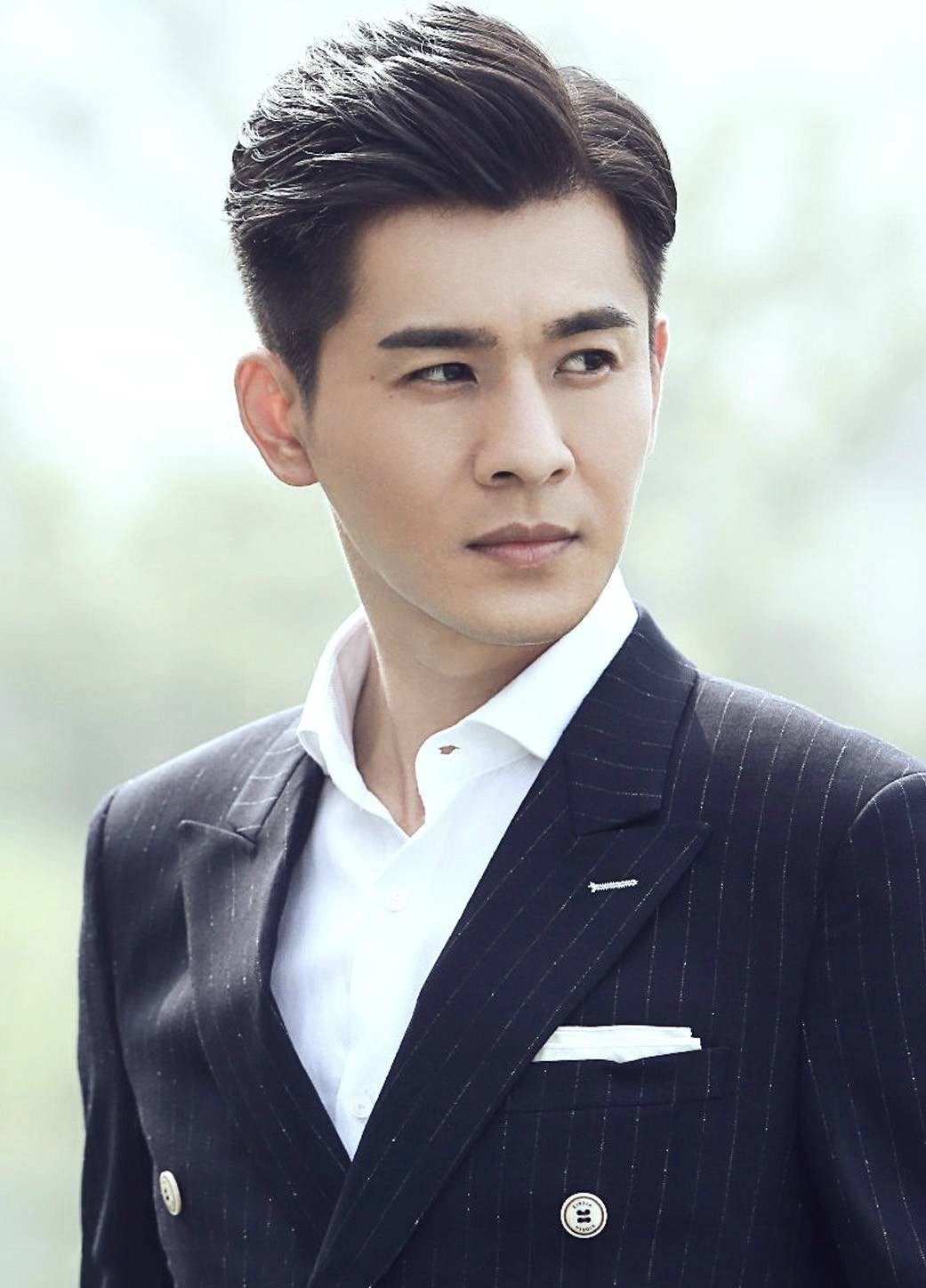 网友问题解答赵丽颖发微博、张翰生日以及工作室私下、乔振宇新剧疑问、杨幂新作品、李易峰后续、付辛博人气突破问题、艺术学院考试