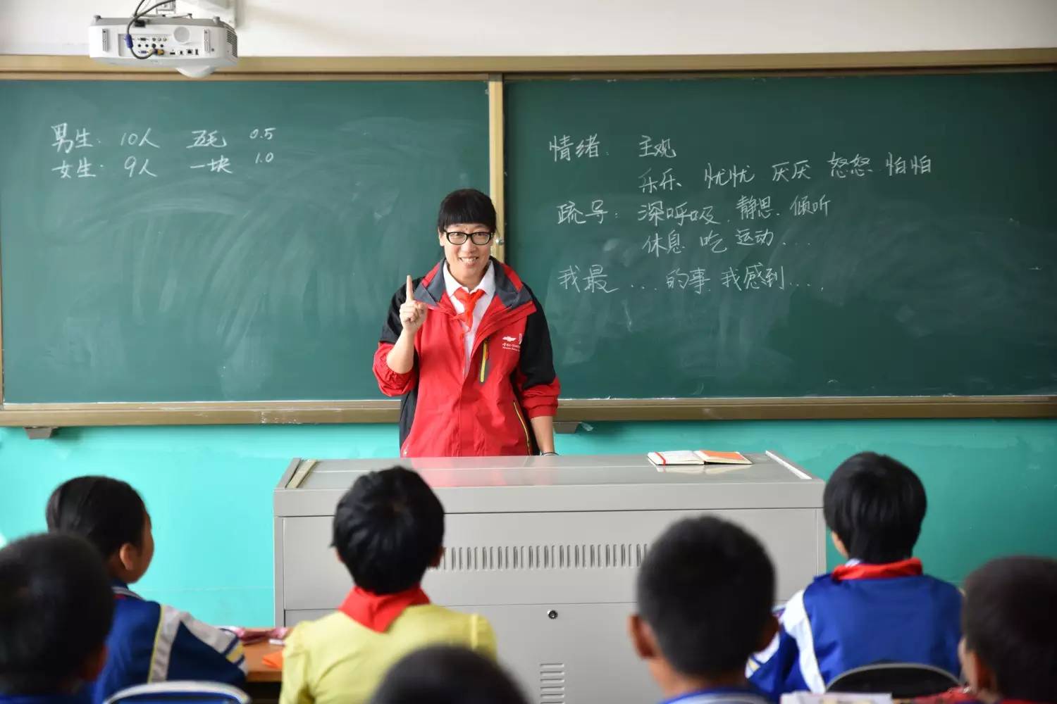 辽宁站多彩课堂|“八仙”支教，各显神通