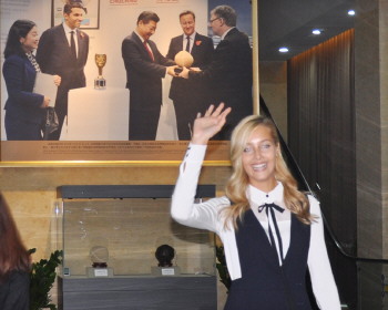 足球病毒传播,足球与病毒