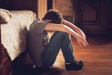 香菇，有一种蓝瘦叫“空巢青年”