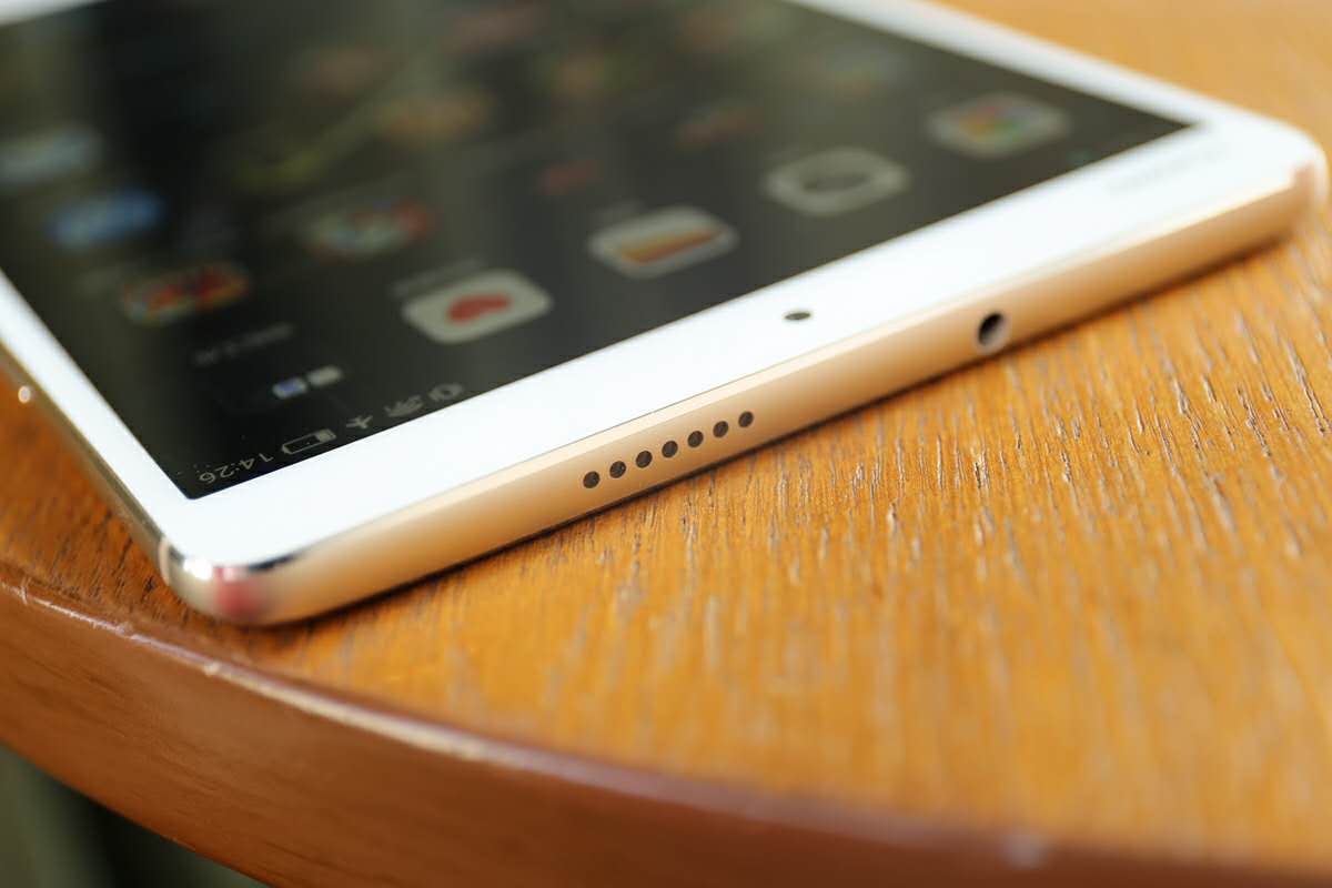 华为平板m3更换电池教程视频,华为平板m3解除息屏最简单方法