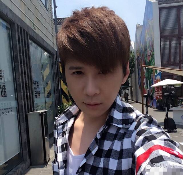 当年的校花为何变成现在的模样,18岁的天空校草现状