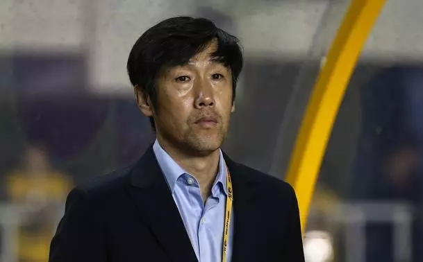 国足打门柱集锦,国足门柱球